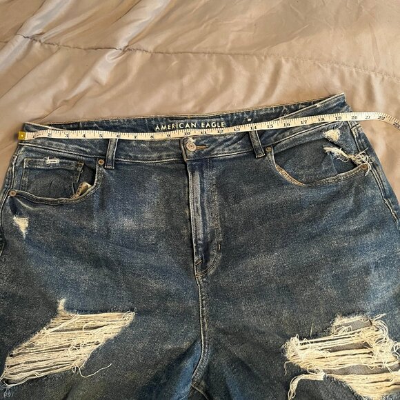American Eagle Size 20 Mom Jeans - Super Distressed - Picture 7 of 8